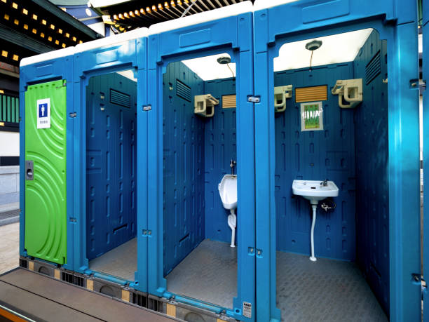 Best Long-term porta potty rental  in Louisburg, KS